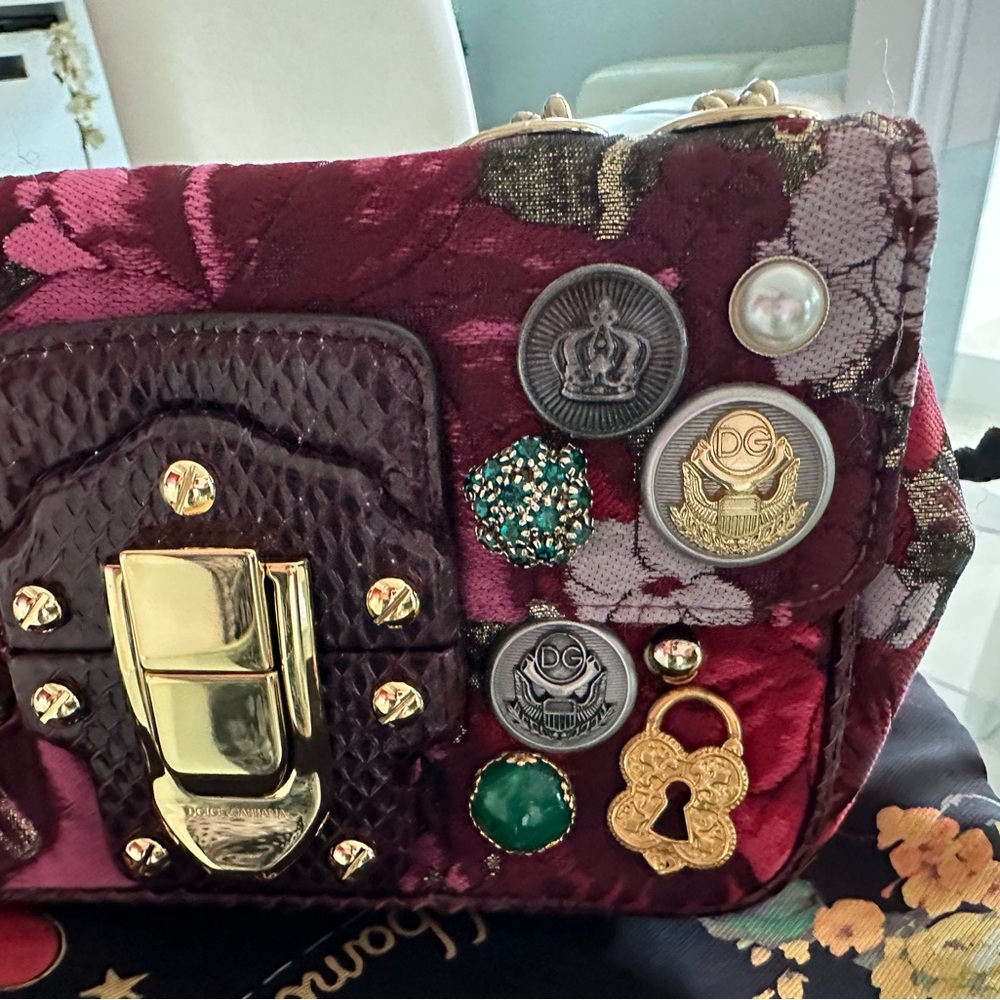 NEW DOLCE & GABBANA SHOULDER / CROSS BAG. - Picture 7 of 14